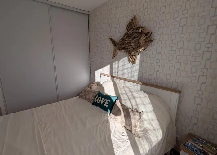 Maison Avec Piscine Quartier Pinède De Conteau