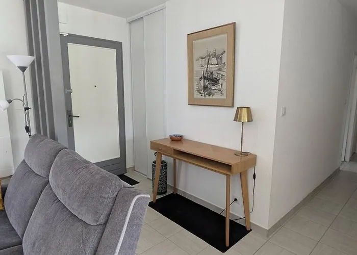 Maison Avec Piscine Quartier Pinède De Conteau