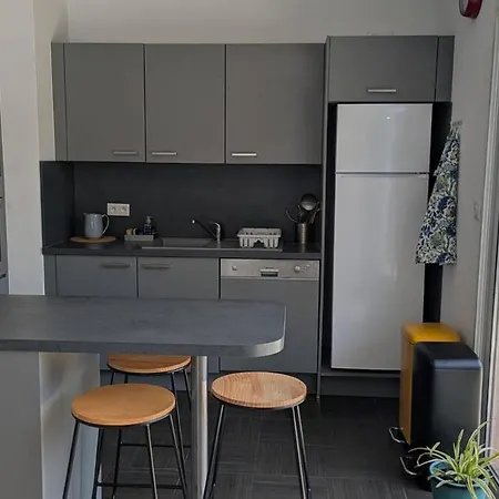 Maison Avec Piscine Quartier Pinede De Conteau 度假居 拉特斯特德布赫