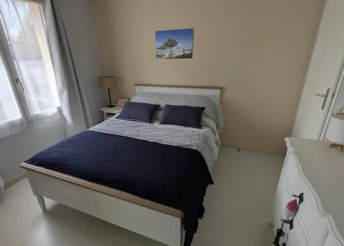 Maison Avec Piscine Quartier Pinede De Conteau Ferienhaus *